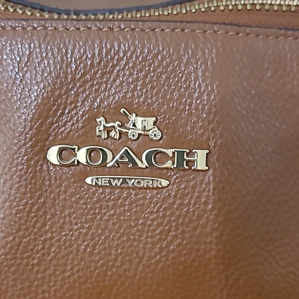 Coach Tan Leather Tote Bag with Dust Bag - Picture 3 of 16